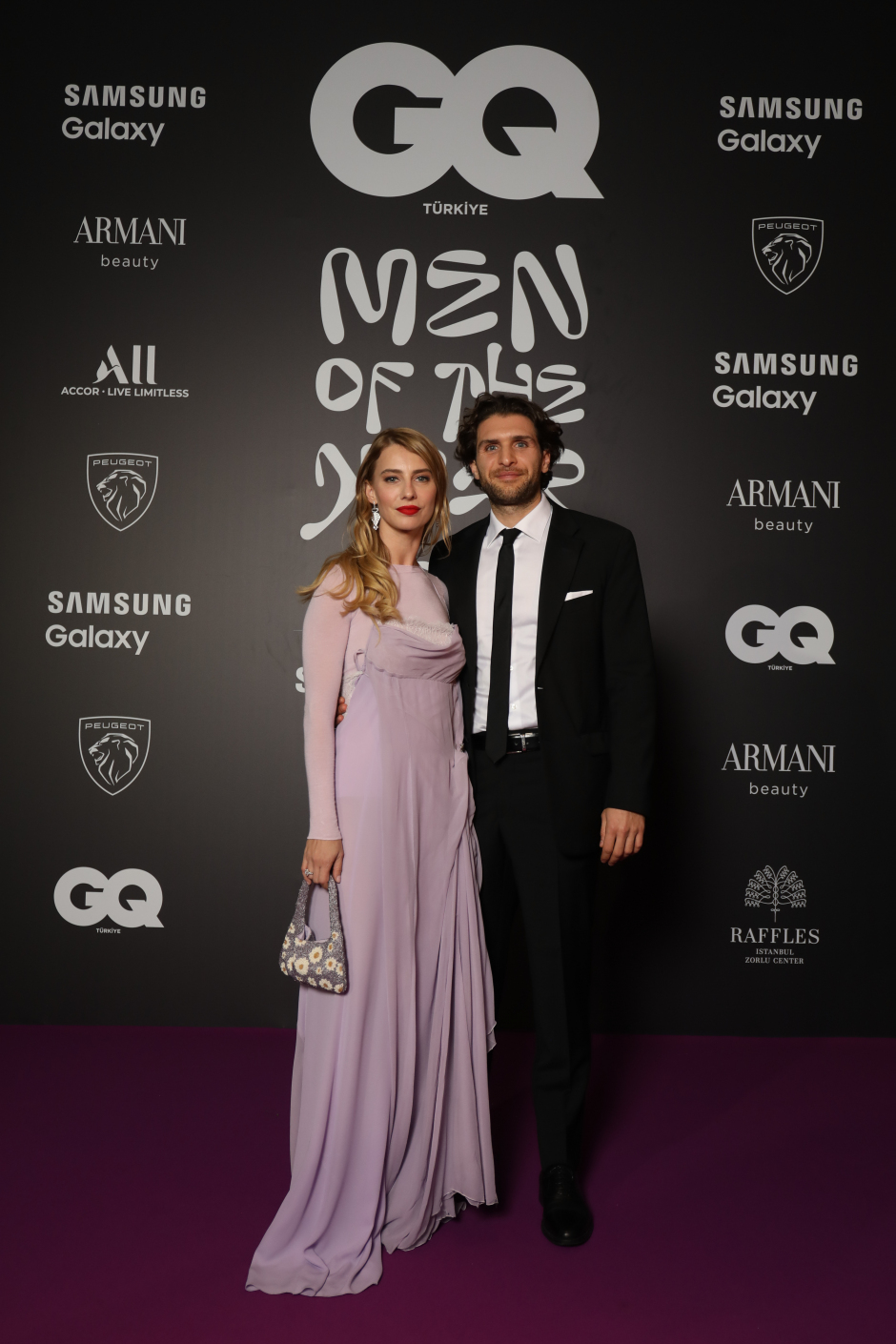 GQ MOTY 2022 Kırmızı Halı
