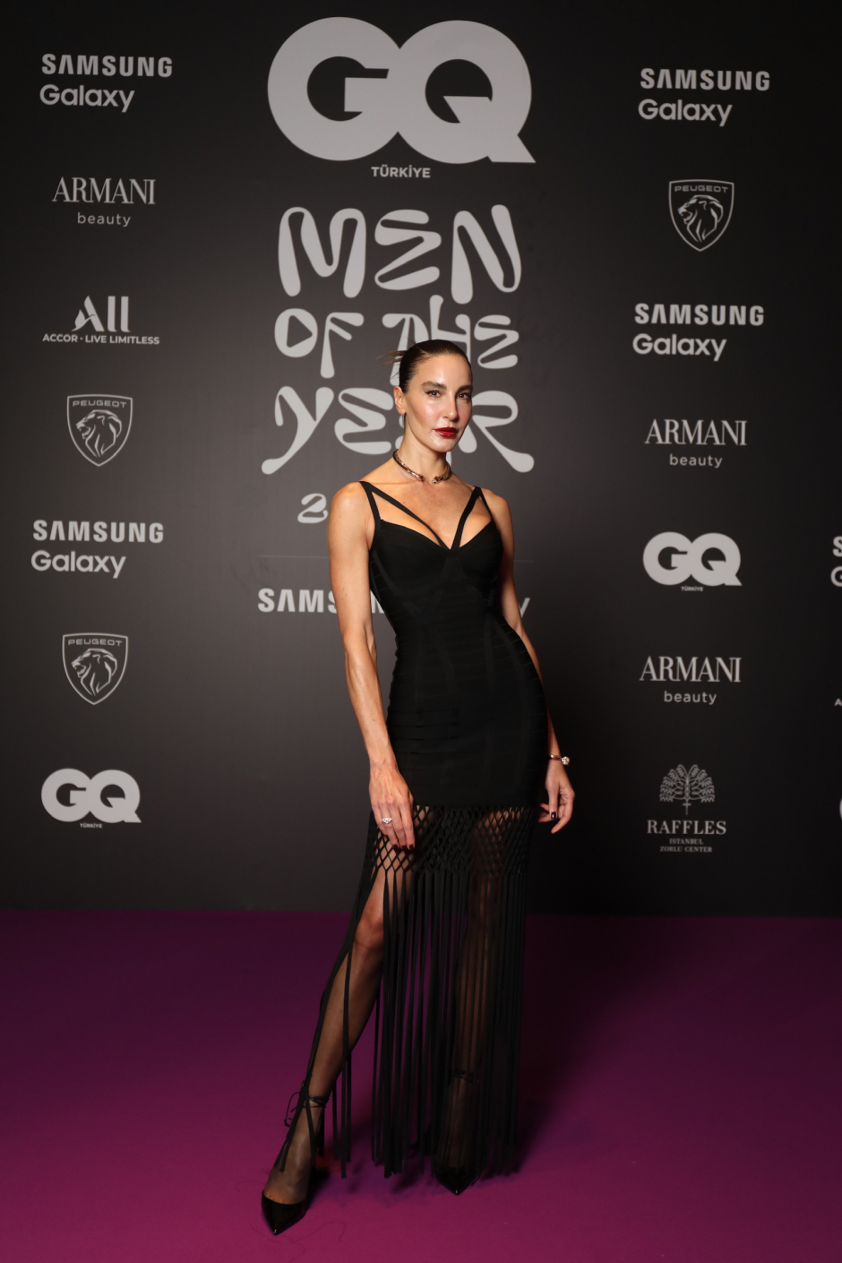 GQ MOTY 2022 Kırmızı Halı