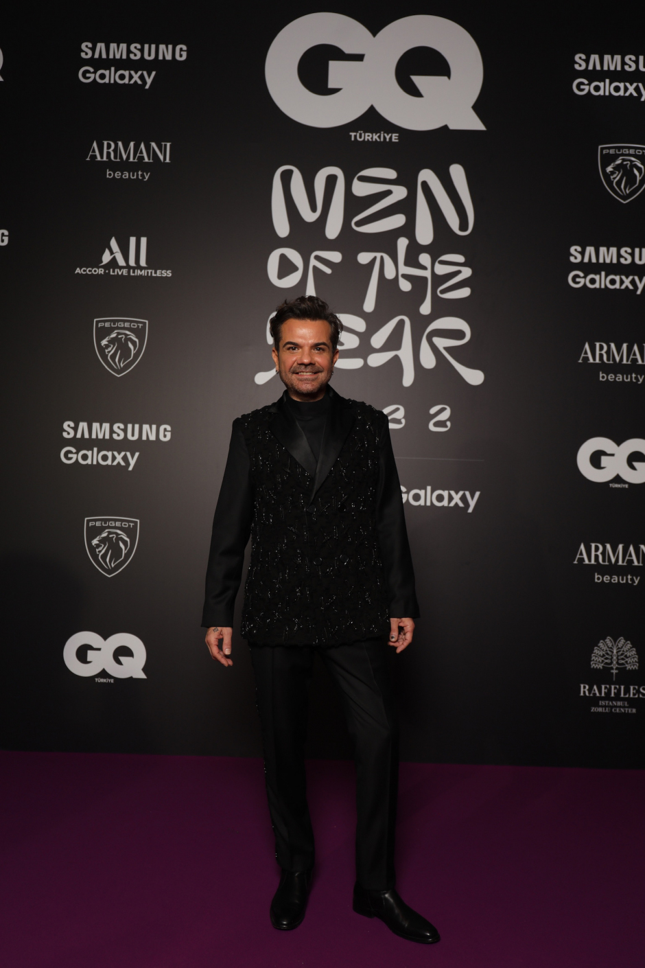 GQ MOTY 2022 Kırmızı Halı