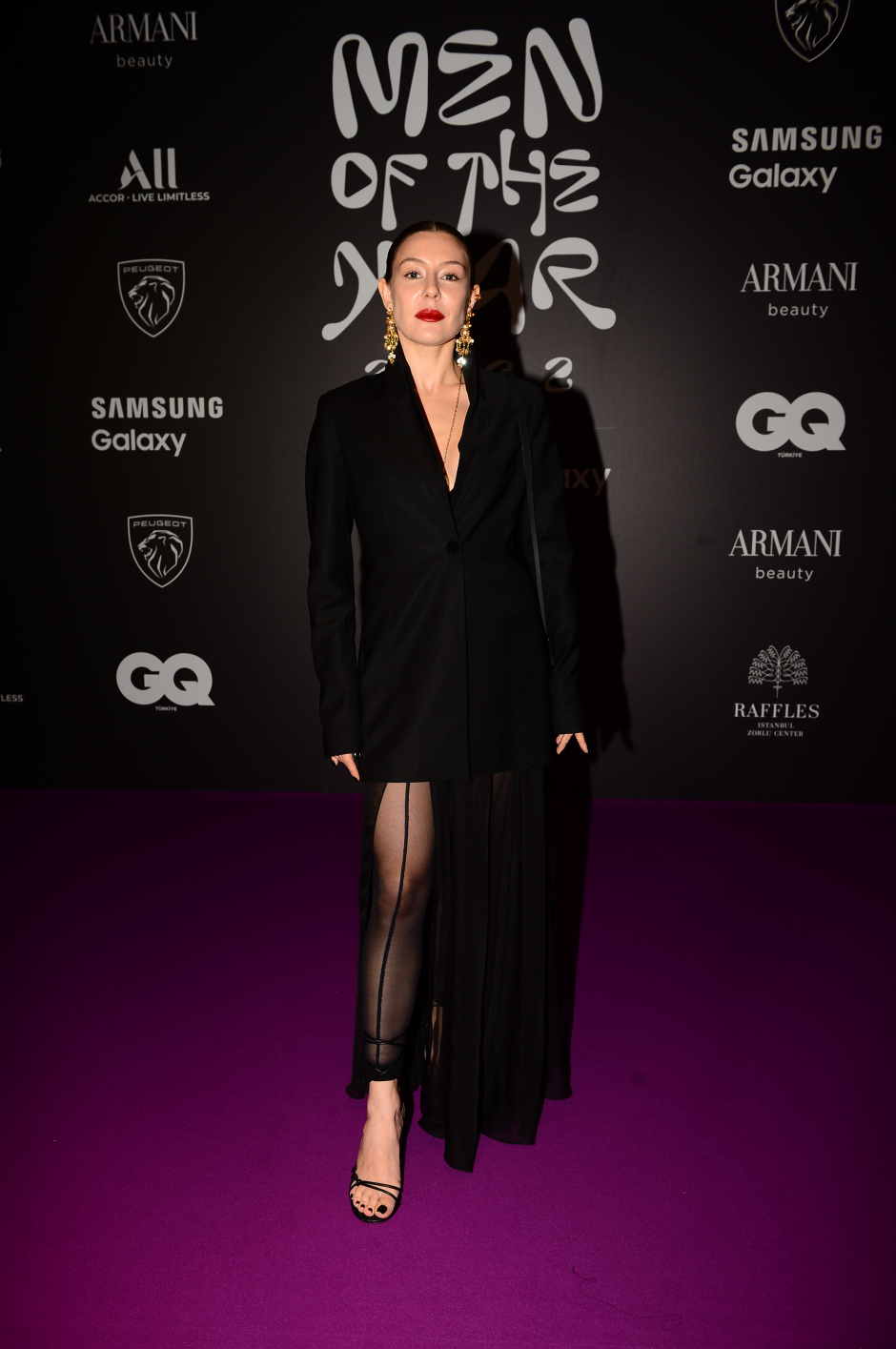 GQ MOTY 2022 Kırmızı Halı