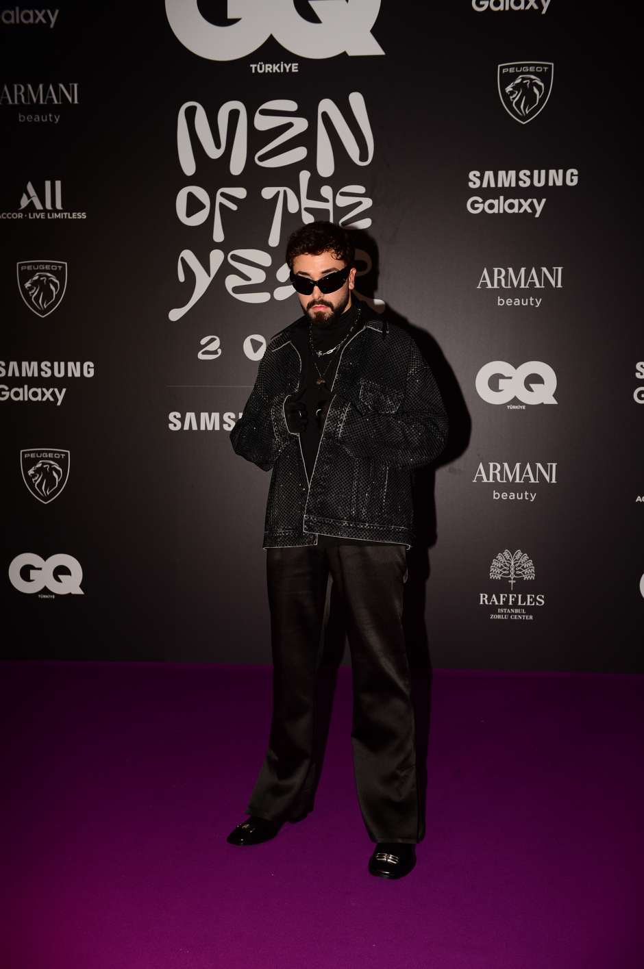GQ MOTY 2022 Kırmızı Halı