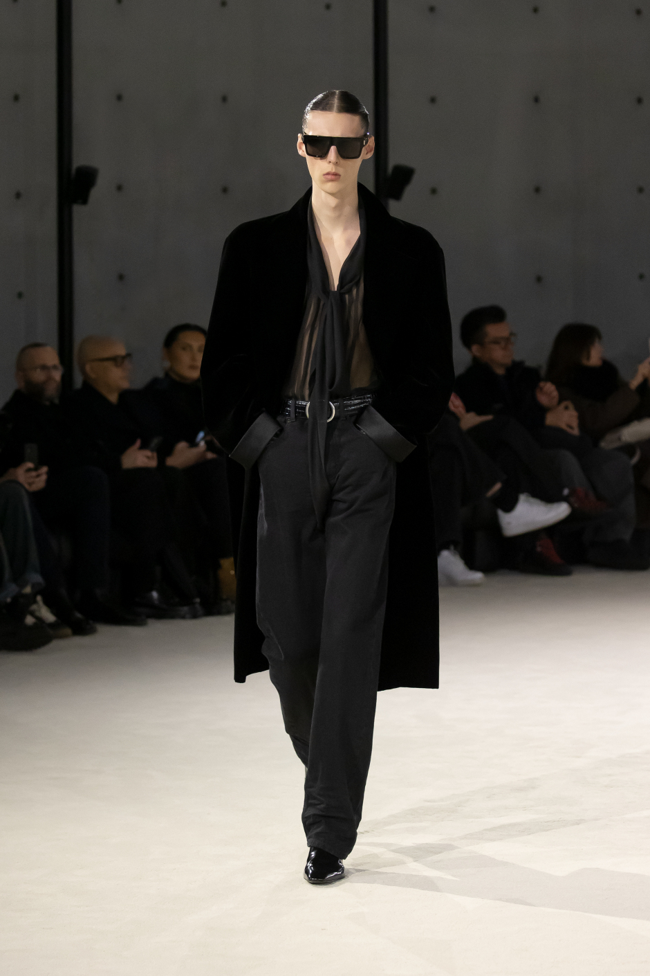 Saint Laurent Kış 2023