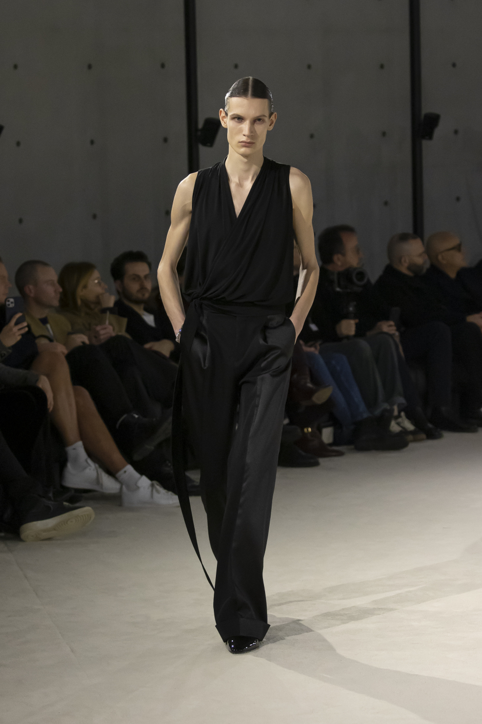 Saint Laurent Kış 2023