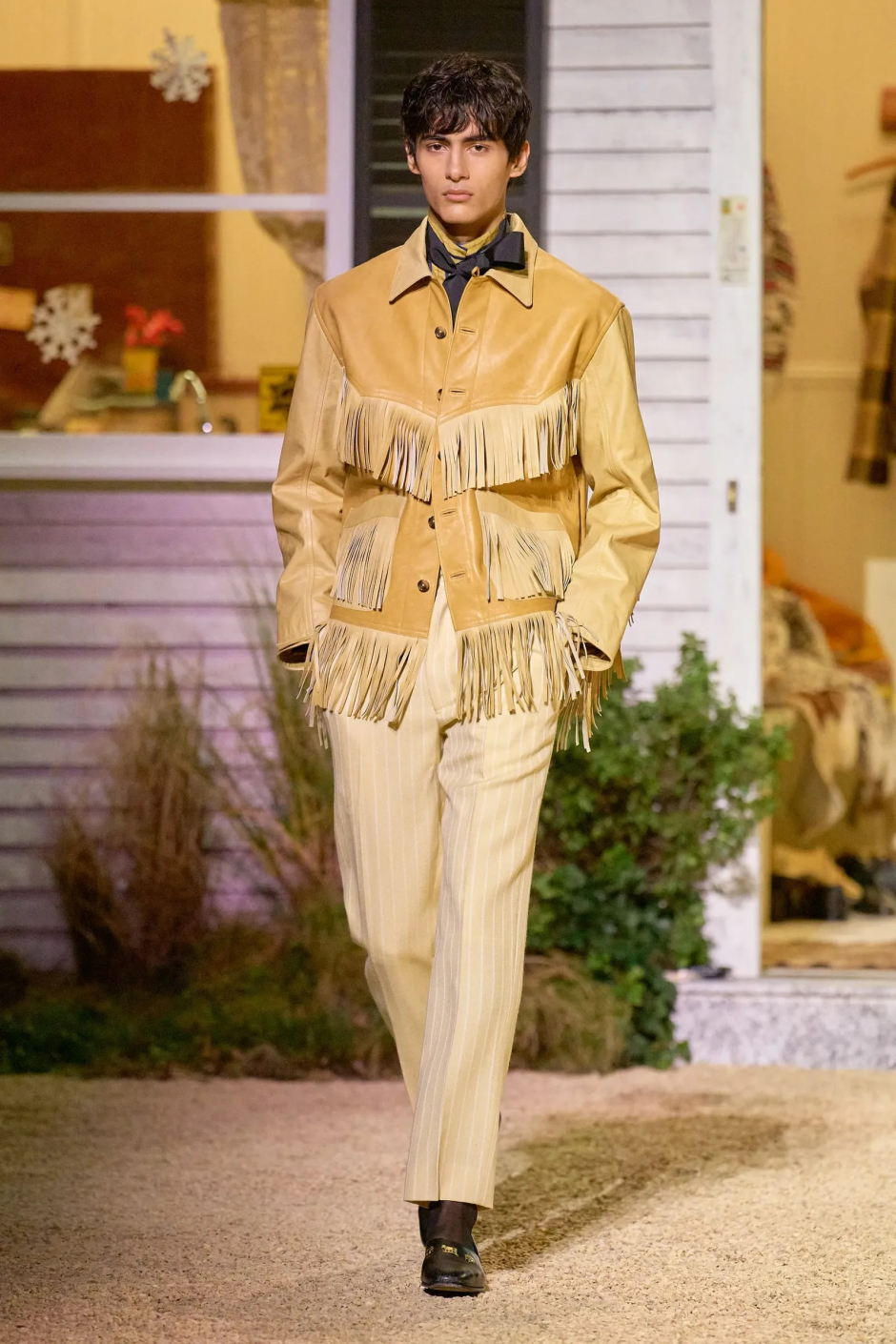 Erkek Moda Haftasından En İyi Görünümler Erkek Moda Haftasından En İyi Görünümler