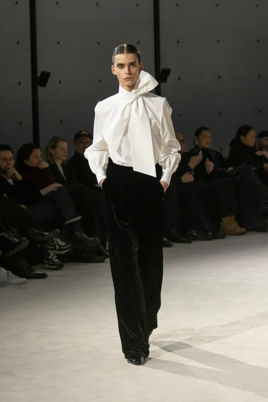 Erkek Moda Haftasından En İyi Görünümler Erkek Moda Haftasından En İyi Görünümler