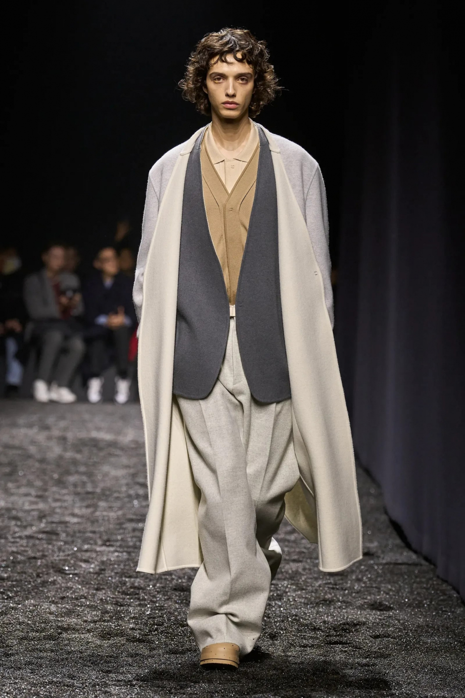 Erkek Moda Haftasından En İyi Görünümler Erkek Moda Haftasından En İyi Görünümler