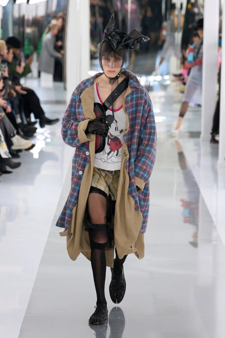 Erkek Moda Haftasından En İyi Görünümler Erkek Moda Haftasından En İyi Görünümler