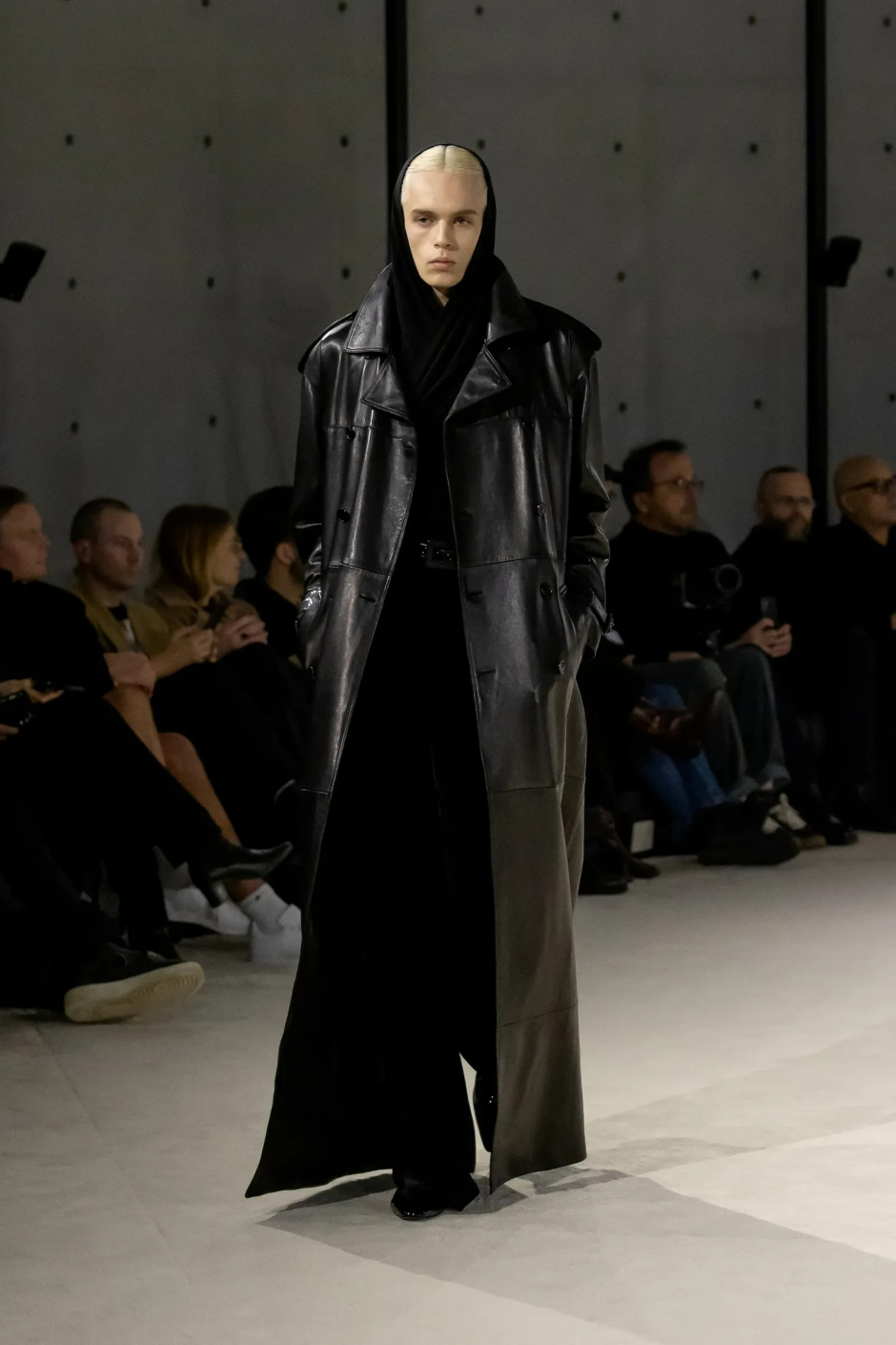 Erkek Moda Haftasından En İyi Görünümler Erkek Moda Haftasından En İyi Görünümler