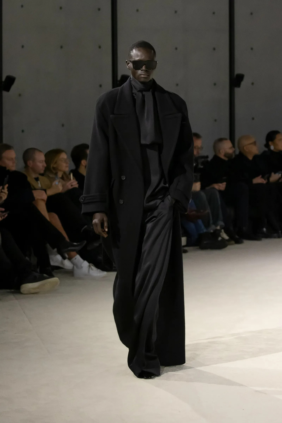 Erkek Moda Haftasından En İyi Görünümler Erkek Moda Haftasından En İyi Görünümler