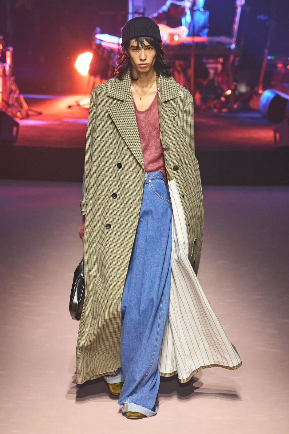 Erkek Moda Haftasından En İyi Görünümler Erkek Moda Haftasından En İyi Görünümler