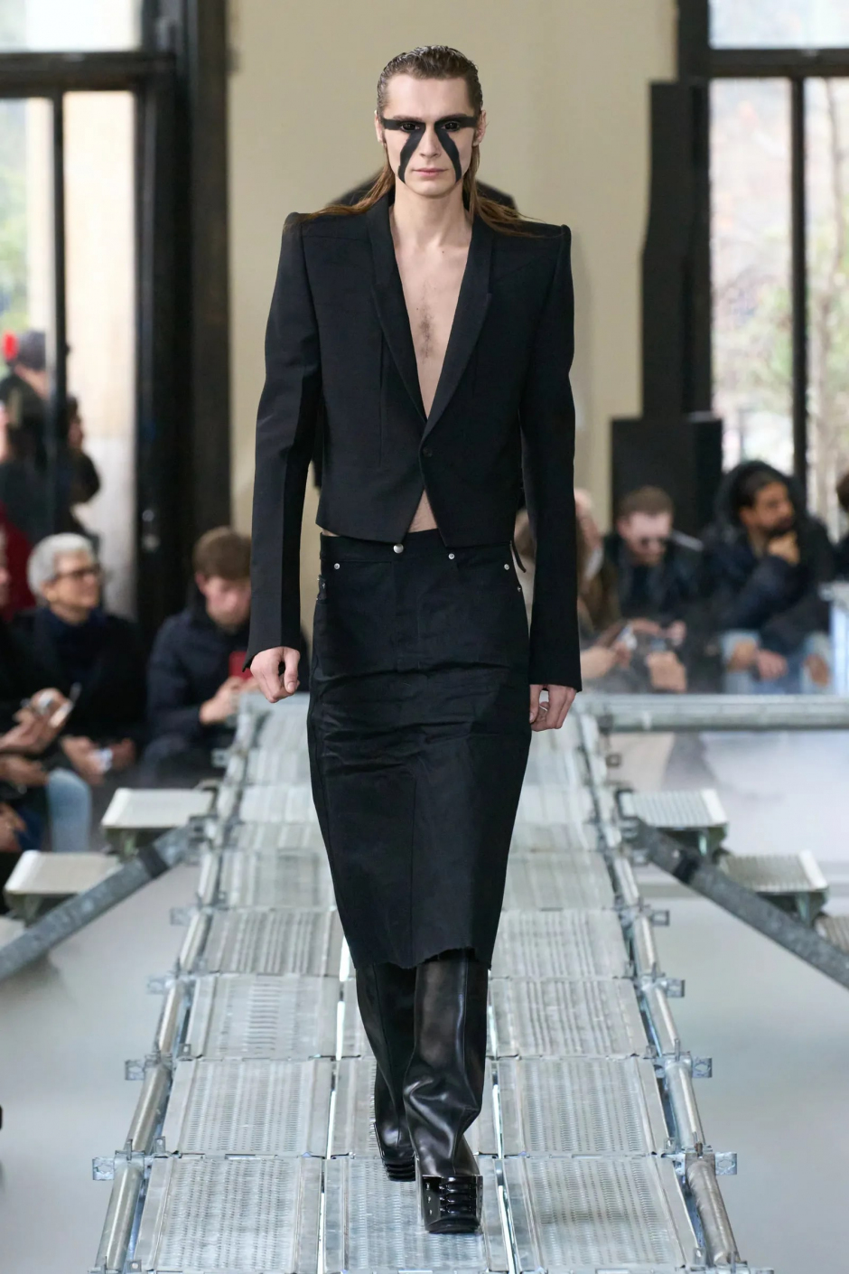 Erkek Moda Haftasından En İyi Görünümler Erkek Moda Haftasından En İyi Görünümler