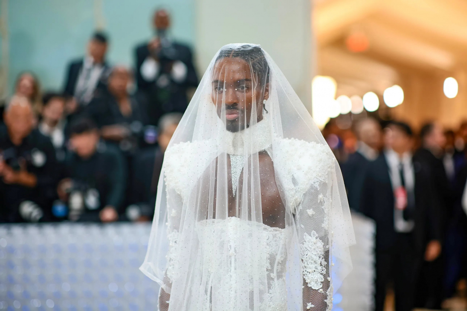 Met Gala 2023 Kırmızı Halı: Modanın En Büyük Gecesinden En İyi Saç, Güzellik ve Bakım Görüntüleri Met Gala 2023 Kırmızı Halı: Modanın En Büyük Gecesinden En İyi Saç, Güzellik ve Bakım Görüntüleri