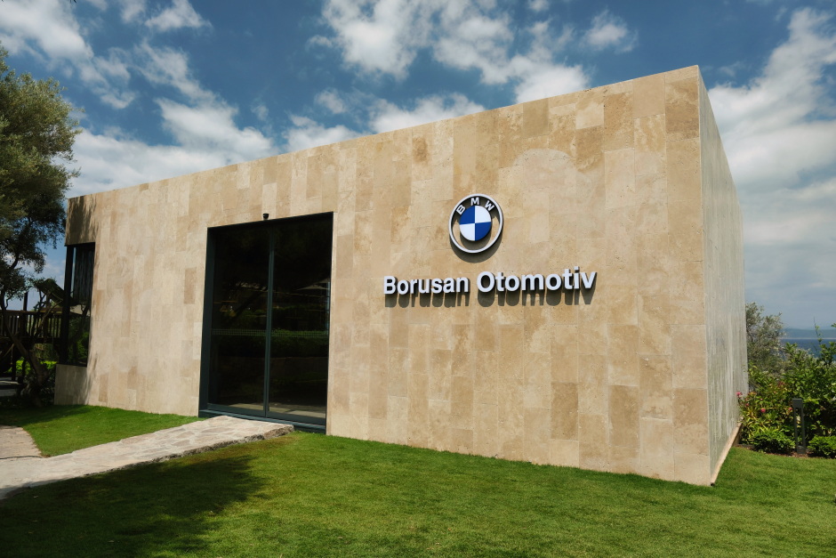 Sürdürülebilir Lüksü Odak Noktasına Alarak Tasarlanan BMW Pop-Up Store, Yaz Boyunca Mandarin Oriental Bodrum'da!