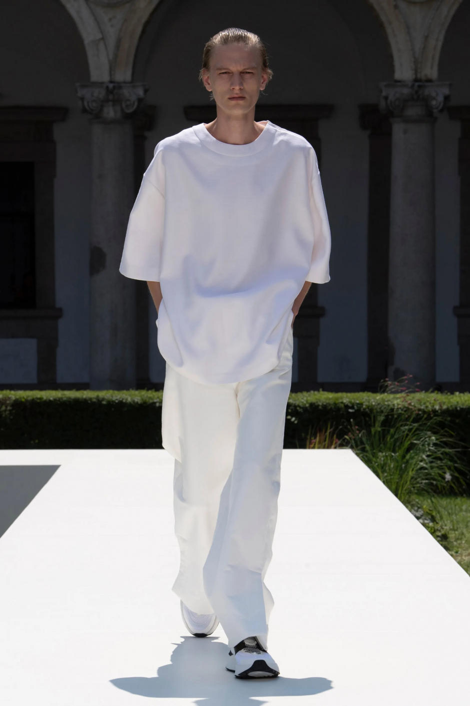 Valentino İlkbahar/Yaz 2024