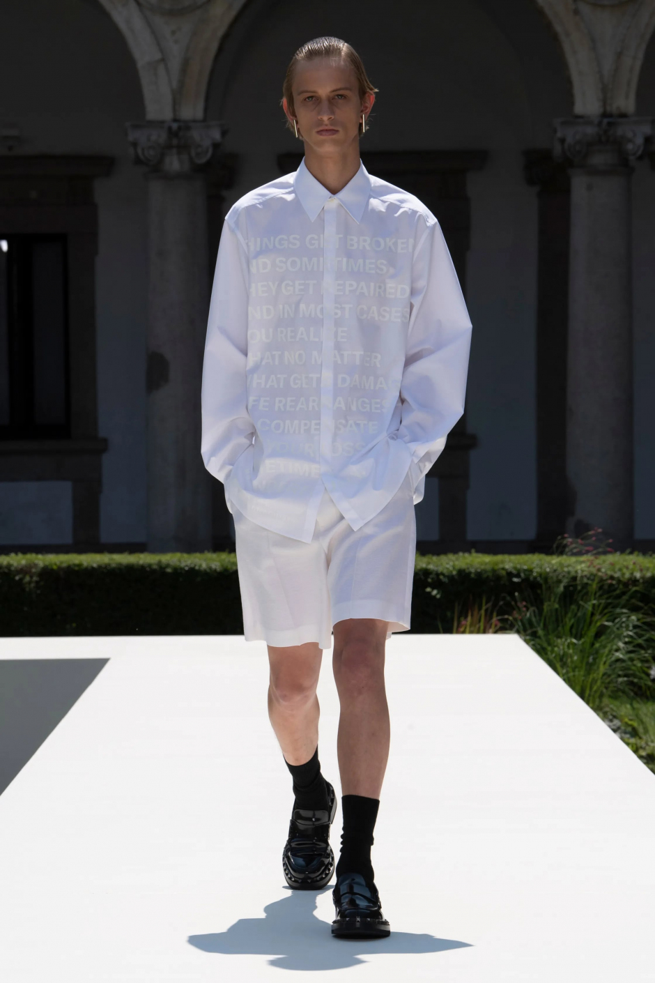 Valentino İlkbahar/Yaz 2024