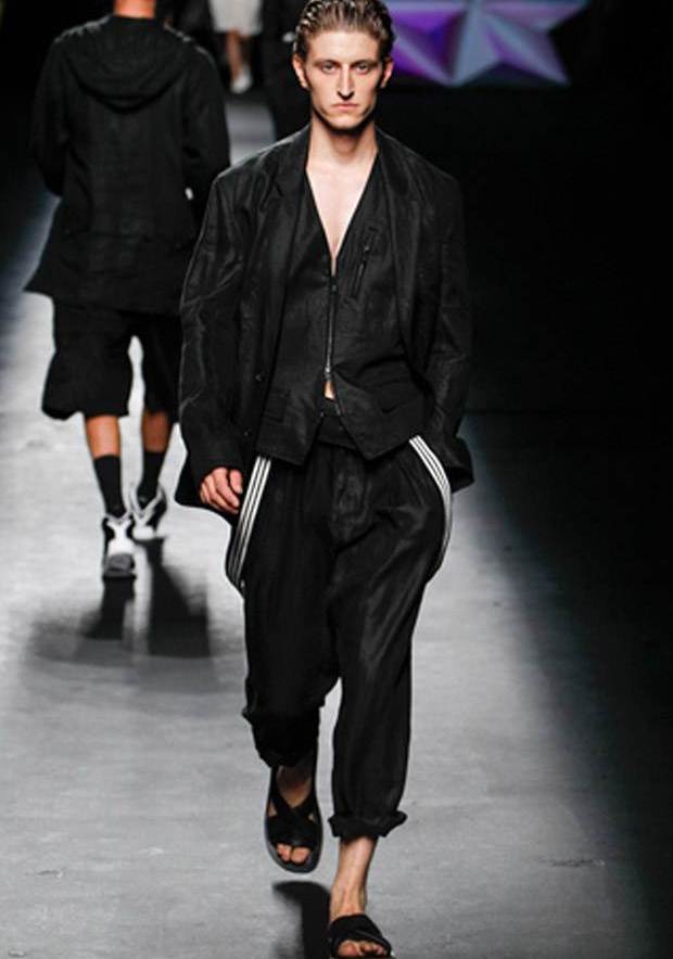 Yohji Yamamoto İlkbahar / Yaz 2013