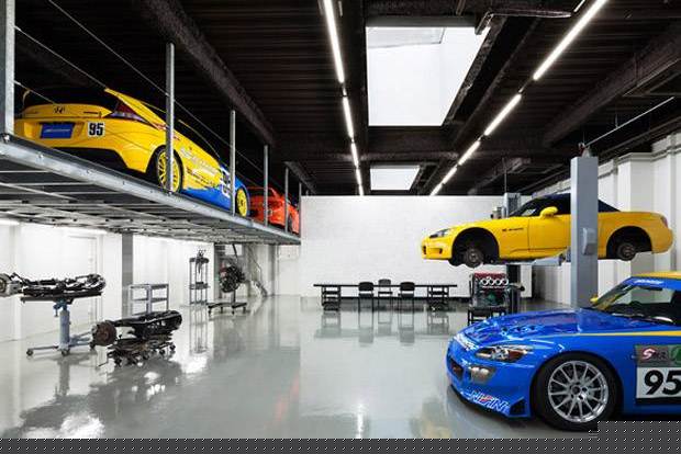 Tasarımcı işi tamirhane