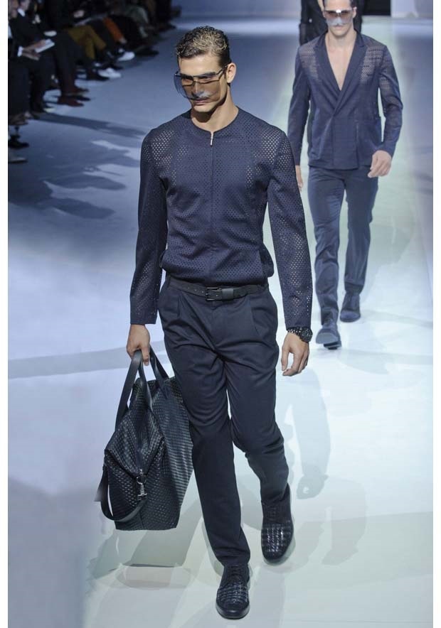 Emporio Armani İlkbahar / Yaz 2014