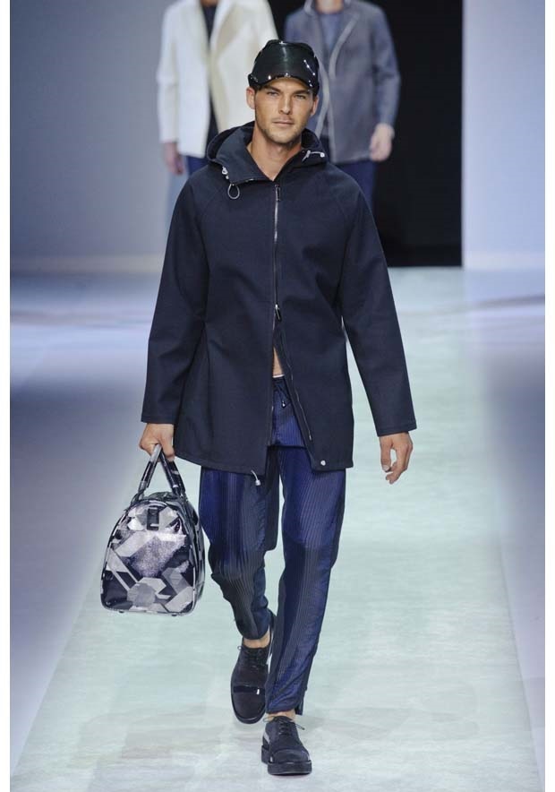 Emporio Armani İlkbahar / Yaz 2014
