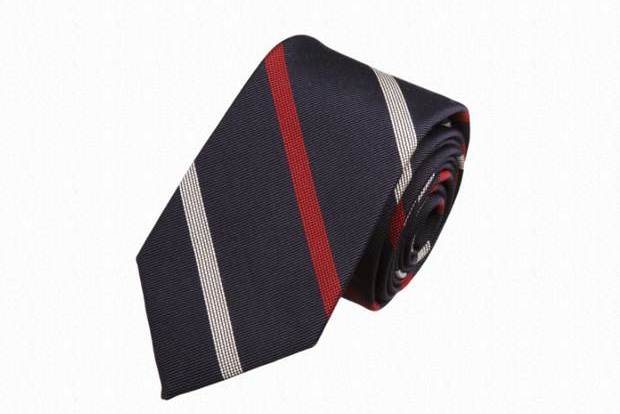 Thom Browne'dan gri seri