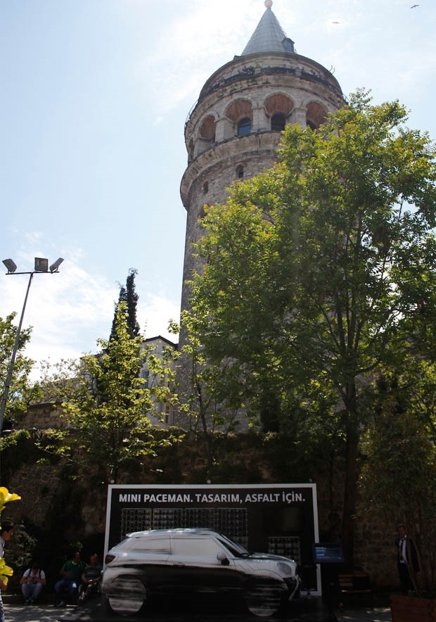 MINI Paceman Tasarım Hareketi Emre Kuzlu sergisi