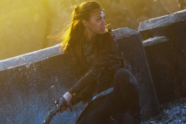 Karanlığın içinden