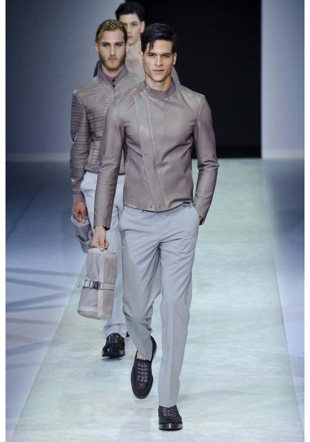 Emporio Armani İlkbahar / Yaz 2014