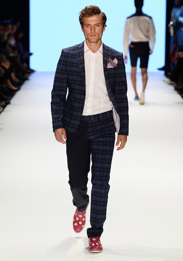 Emre Erdemoğlu İlkbahar / Yaz 2014