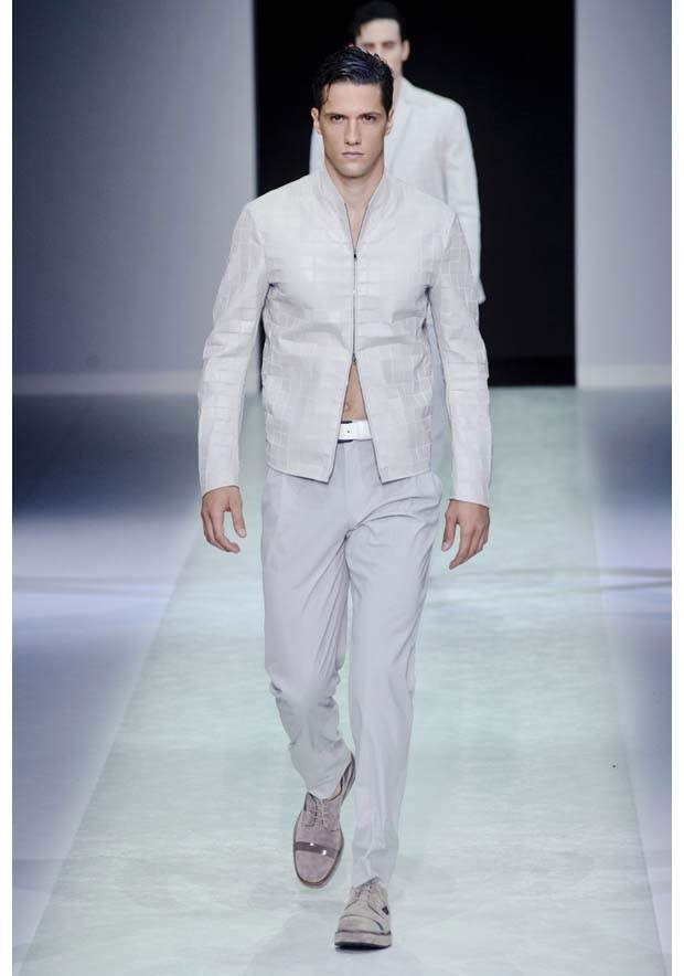 Emporio Armani İlkbahar / Yaz 2014