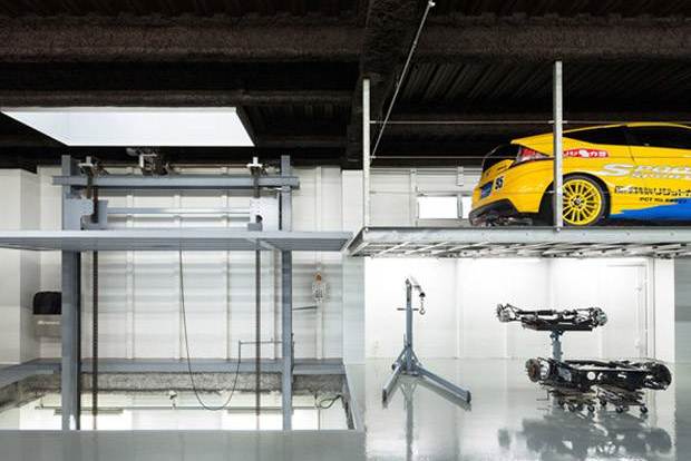 Tasarımcı işi tamirhane