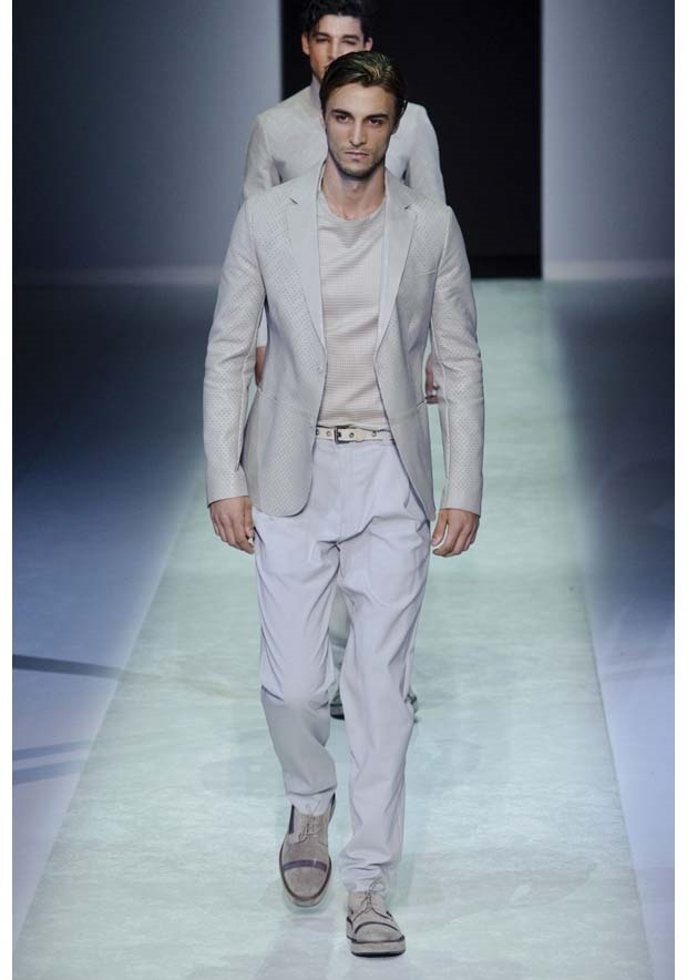 Emporio Armani İlkbahar / Yaz 2014
