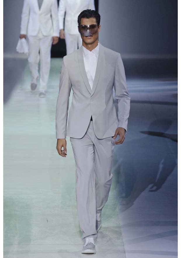 Emporio Armani İlkbahar / Yaz 2014