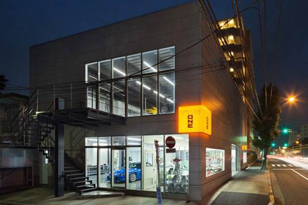 Tasarımcı işi tamirhane