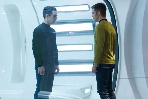 Karanlığın içinden