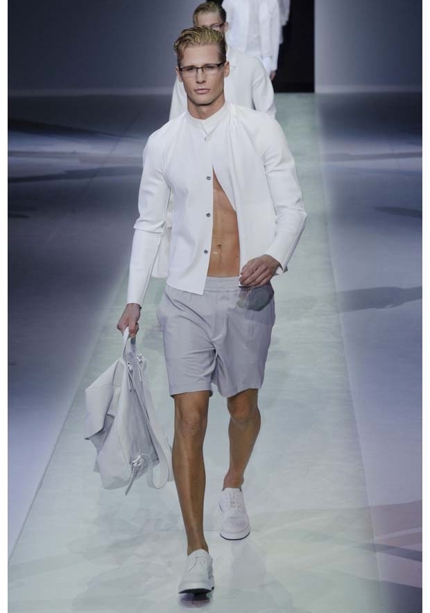 Emporio Armani İlkbahar / Yaz 2014