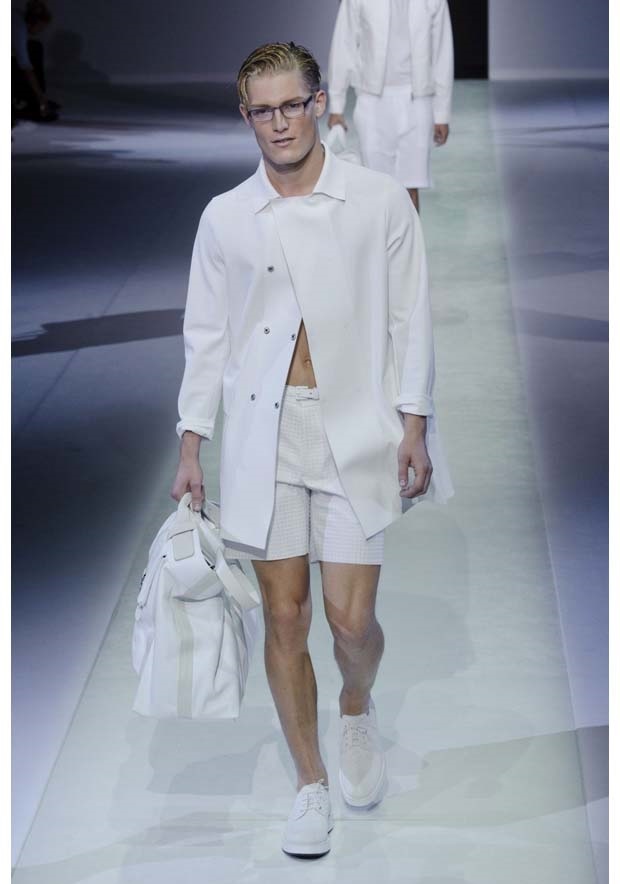Emporio Armani İlkbahar / Yaz 2014