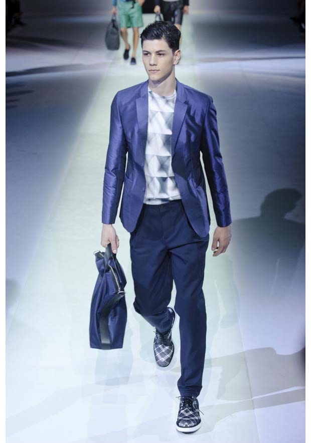 Emporio Armani İlkbahar / Yaz 2014