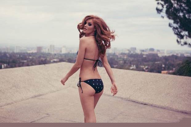 Seksi tilki Cintia Decker