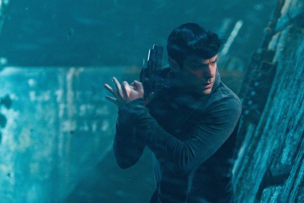 Karanlığın içinden