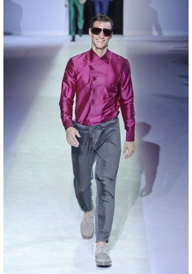 Emporio Armani İlkbahar / Yaz 2014