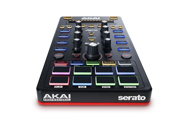 Bu yılbaşı DJ sen ol!