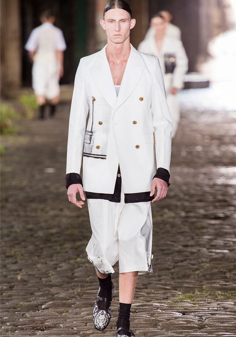 Alexander McQueen İlkbahar / Yaz 2014