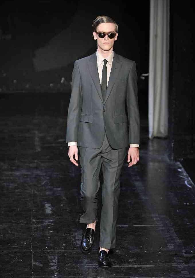 Hardy Amies İlkbahar / Yaz 2013