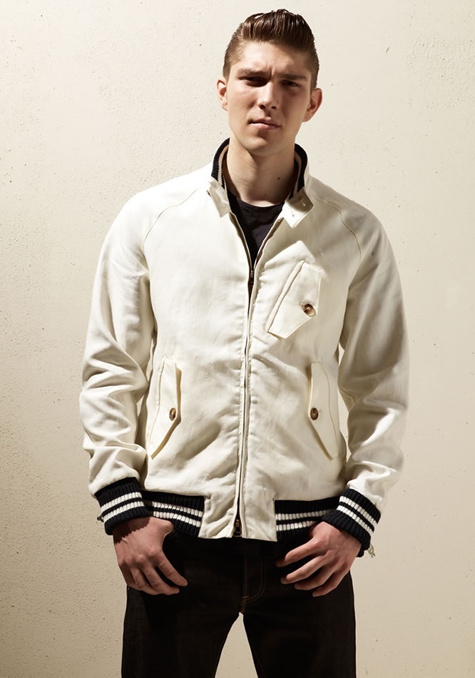 James Dean'in izinde