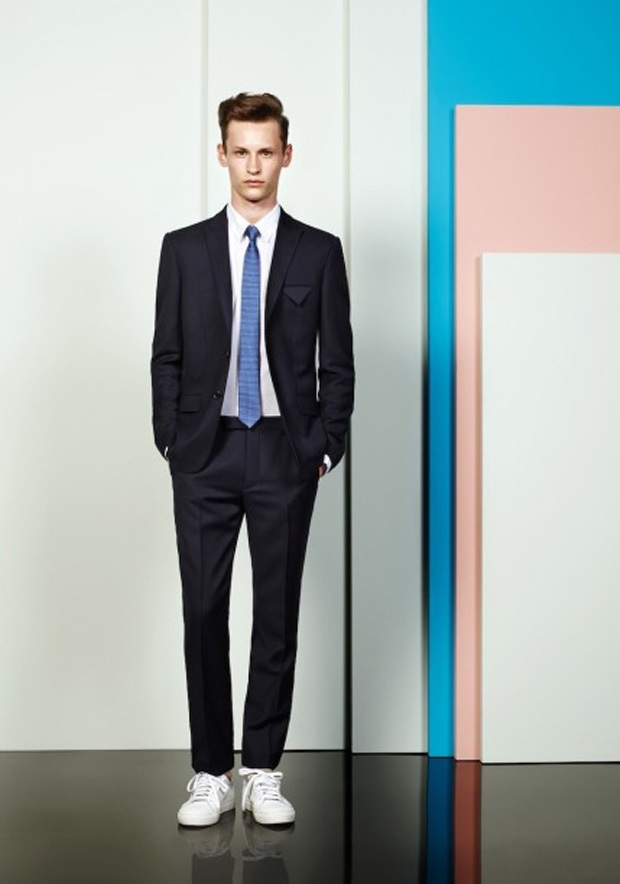 Cacharel'den centilmenlik dersleri