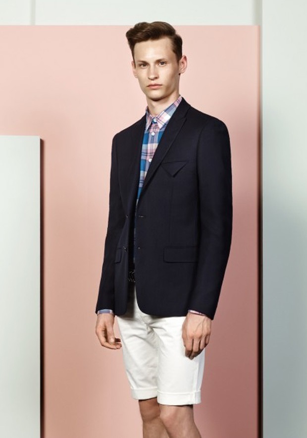 Cacharel'den centilmenlik dersleri