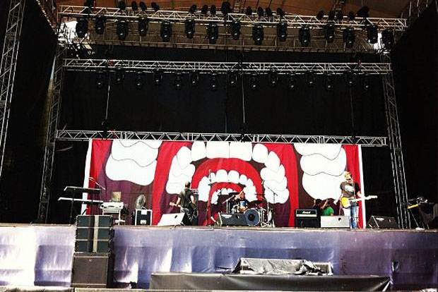 Eksen On Fair kareleri