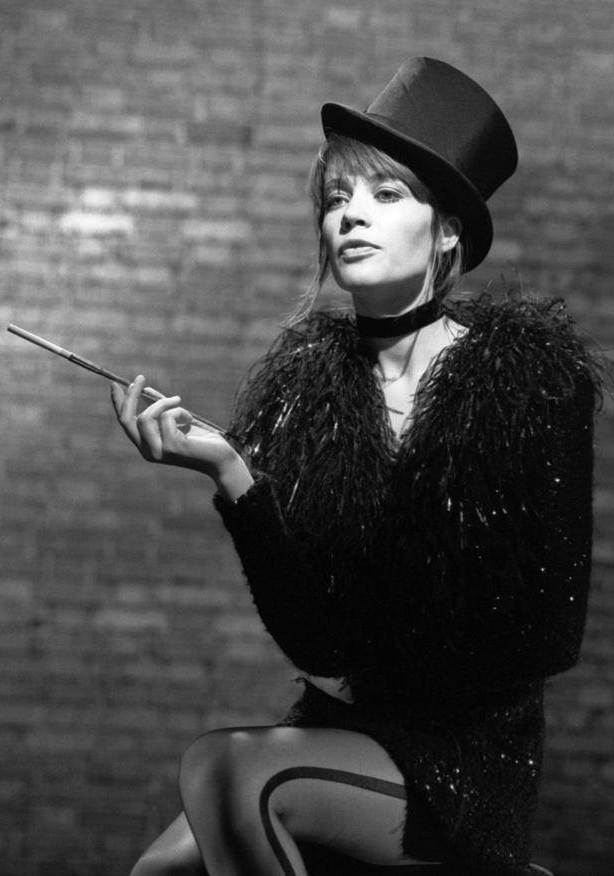 Ve tanrı Fransız kadınını yarattı