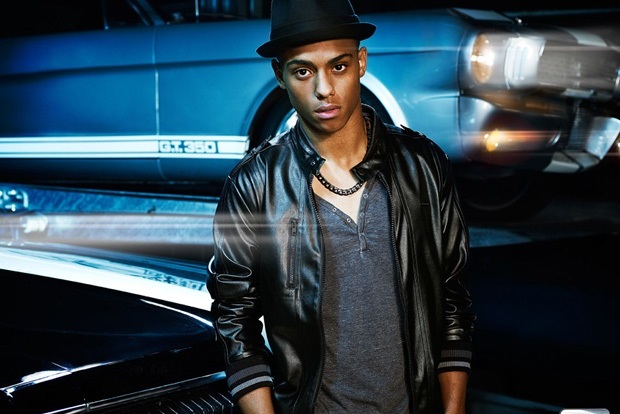 Asfaltta Guess imzası