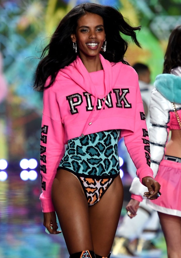 Meleklerin Londra zirvesi